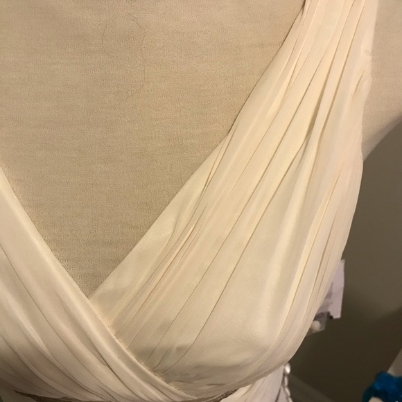 🔥NWT Donna Morgan Cream Chiffon & Beaded Dress - Picture 2 of 7